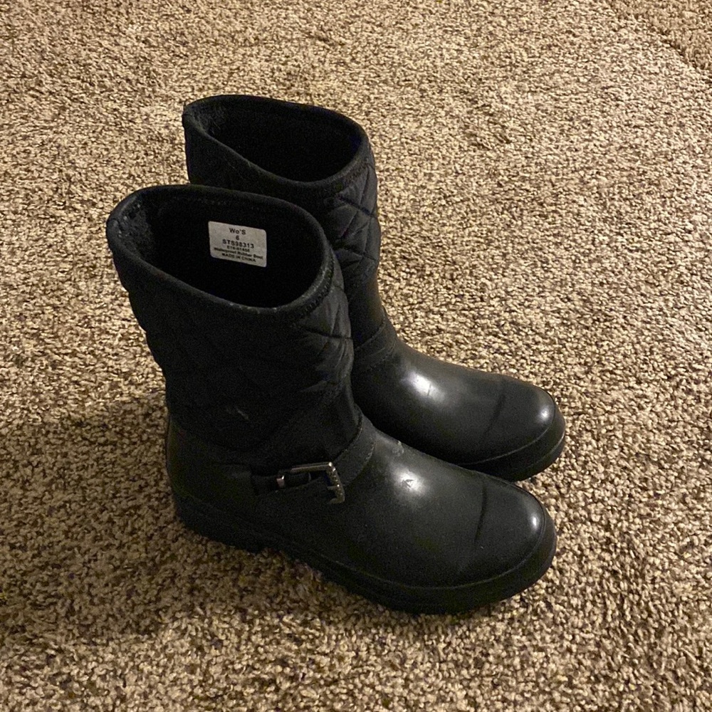 Sperry’s waterproof rubber boot